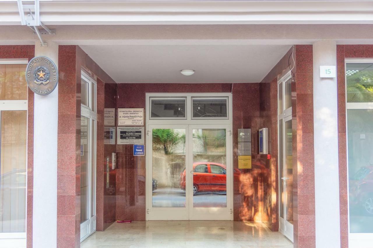 Sunny Corner In City Center With Free Parking Διαμέρισμα Πούλα Εξωτερικό φωτογραφία
